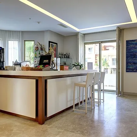Sundance Hotel 4*