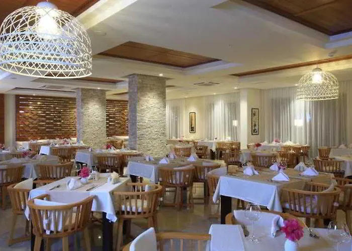 Sundance Hotel 4*
