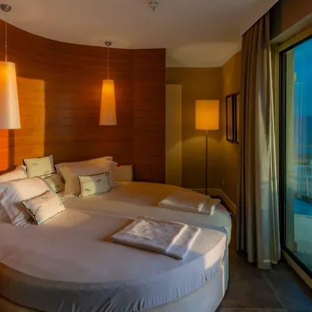 Sundance Hotel 4*