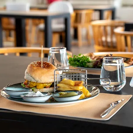 Szálloda Sundance 4*